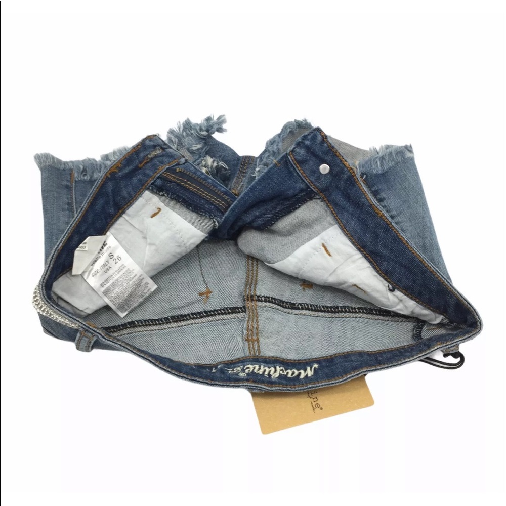 Machine Distressed Cutoff Jean Shorts Rhinestone - Picture 6 of 9